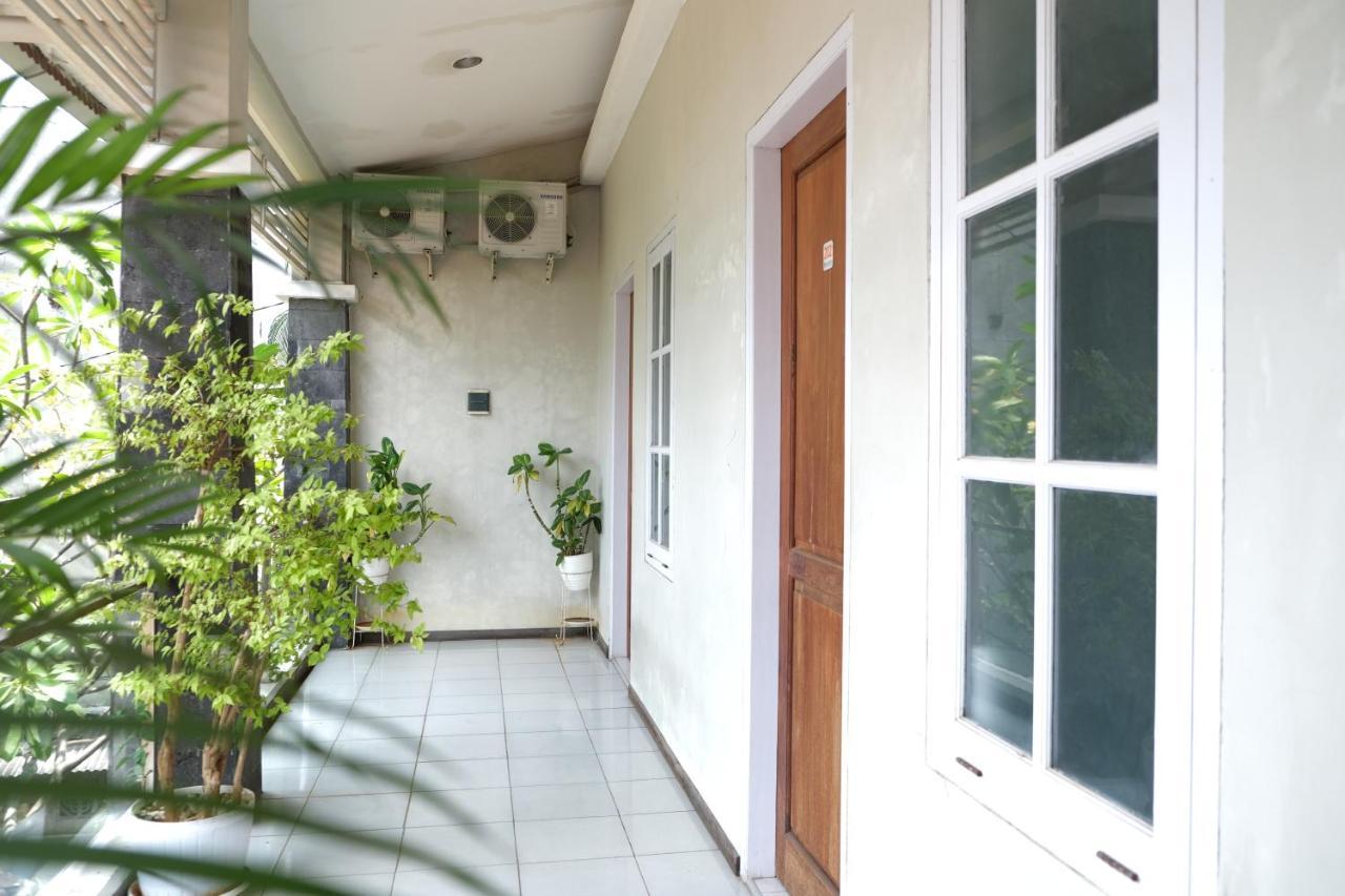 Nusantara Hotel Syariah Jepara Exterior foto